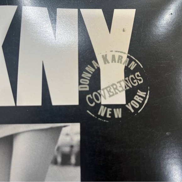 Vintage DKNY Double Rib Control Top Pantyhose Porcelain Cream Size M NEW - Picture 7 of 10